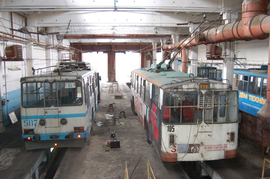 北顿涅茨克, YMZ T2 # 507; 北顿涅茨克, ZiU-682V [V00] # 105