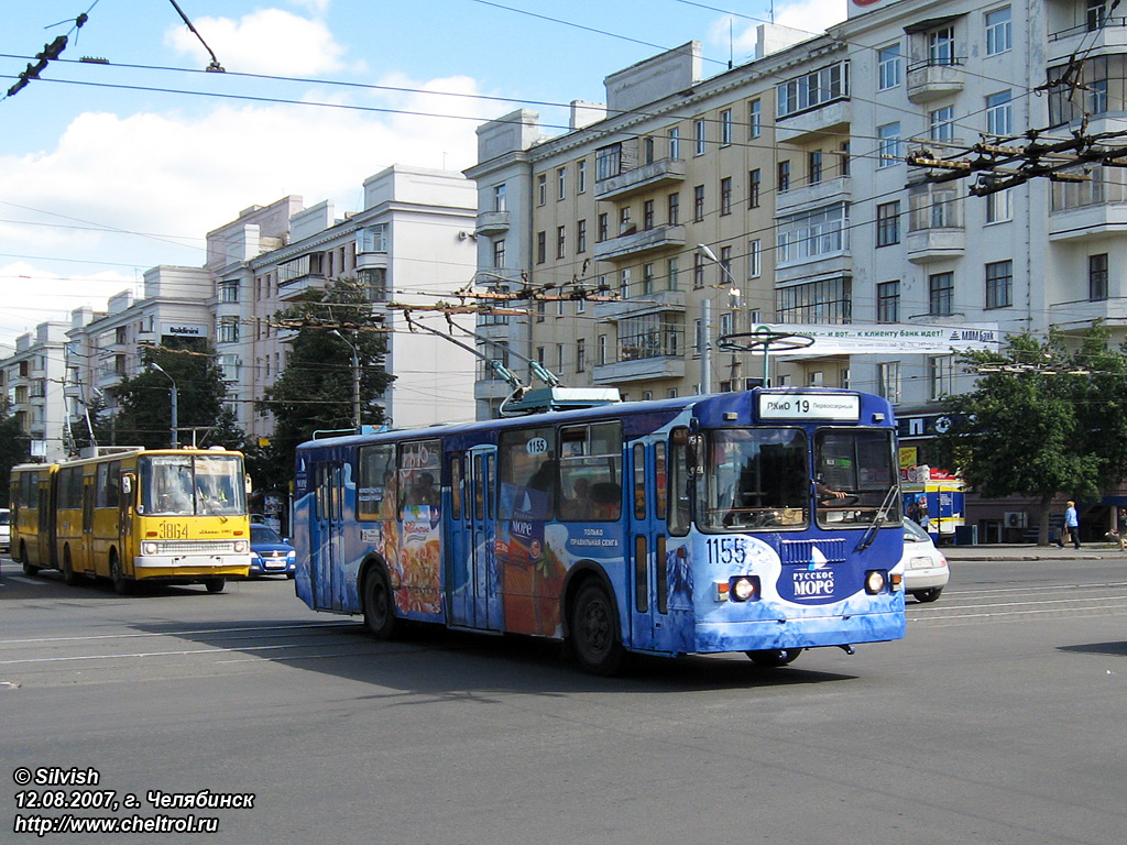 Челябинск, Ikarus 280.93 № 3864; Челябинск, ЗиУ-682Г-012 [Г0А] № 1155