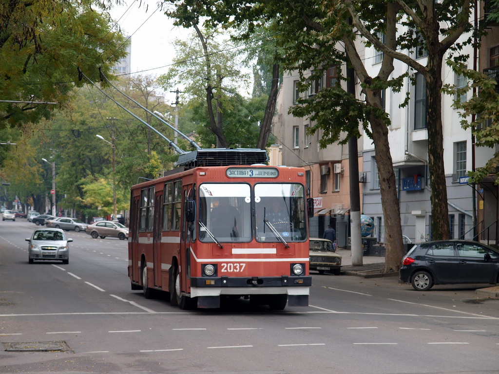 Одесса, ЮМЗ Т2 № 2037