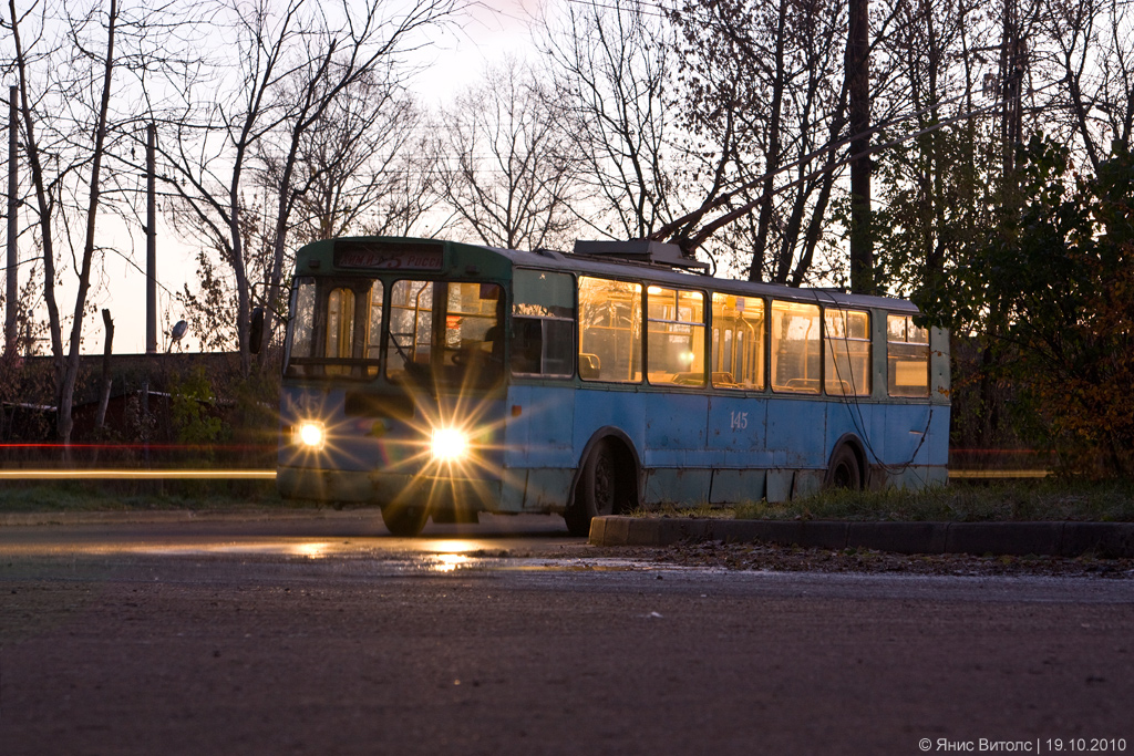 Тверь, ЗиУ-682Г10 № 145; Тверь — Троллейбусные конечные станции и разворотные кольца