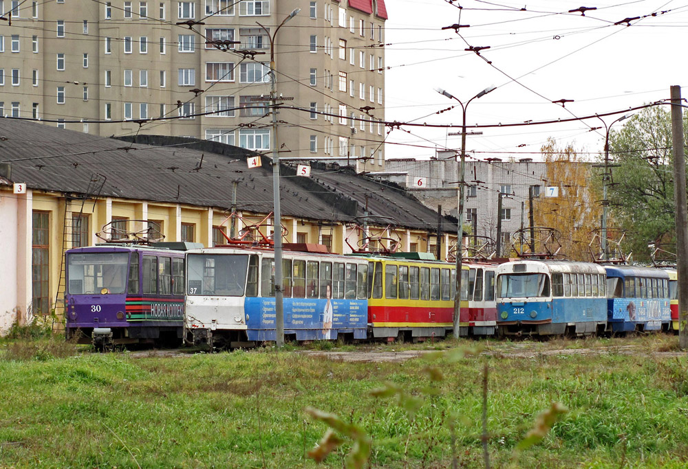 Тверь, Tatra T6B5SU № 30; Тверь, Tatra T6B5SU № 37; Тверь, Tatra T3SU № 212