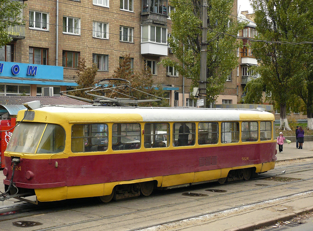 Киев, Tatra T3SU № 5824