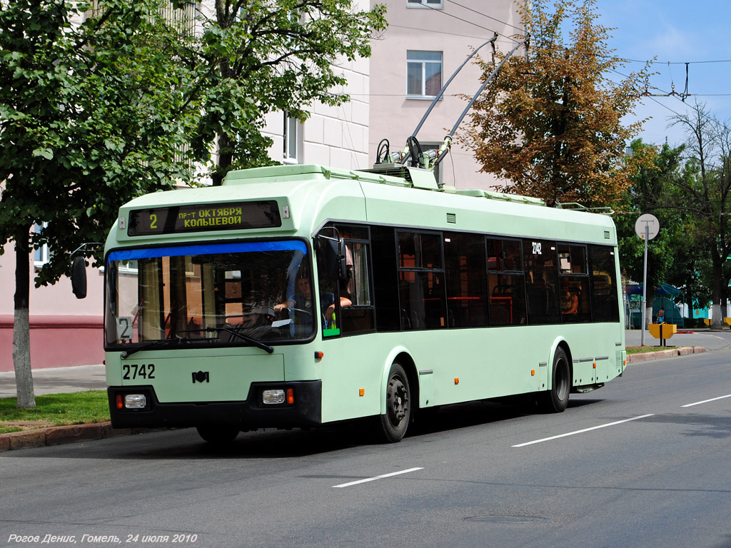 Гомель, БКМ 32102 № 2742