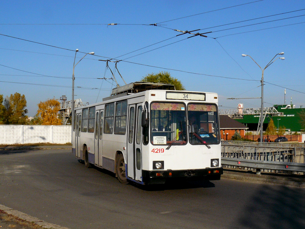 Киев, ЮМЗ Т2 № 4219