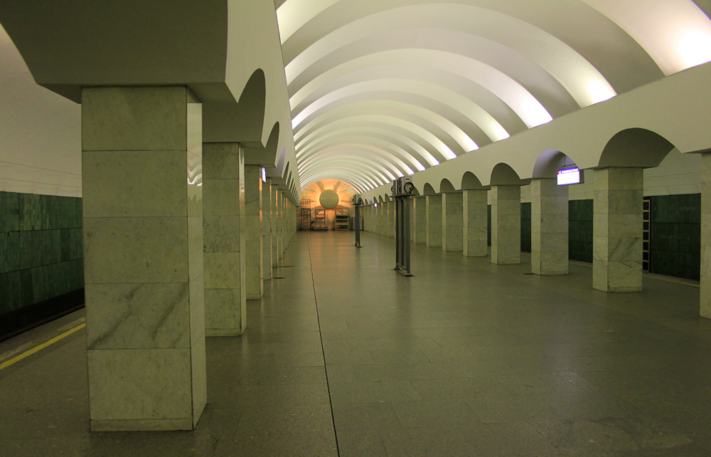 Sankt Petersburg — Metro — Line 1