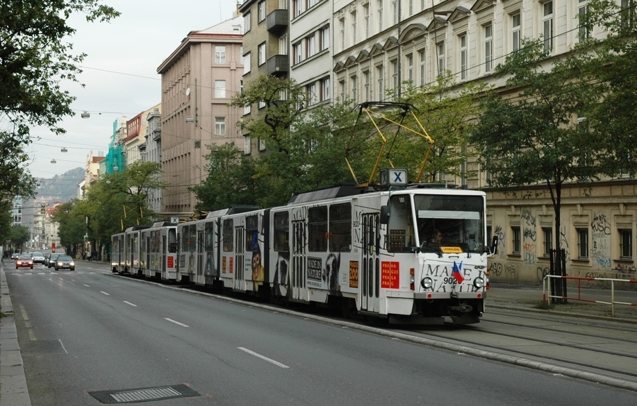 Прага, Tatra KT8D5 № 9020; Прага, Tatra KT8D5 № 9039