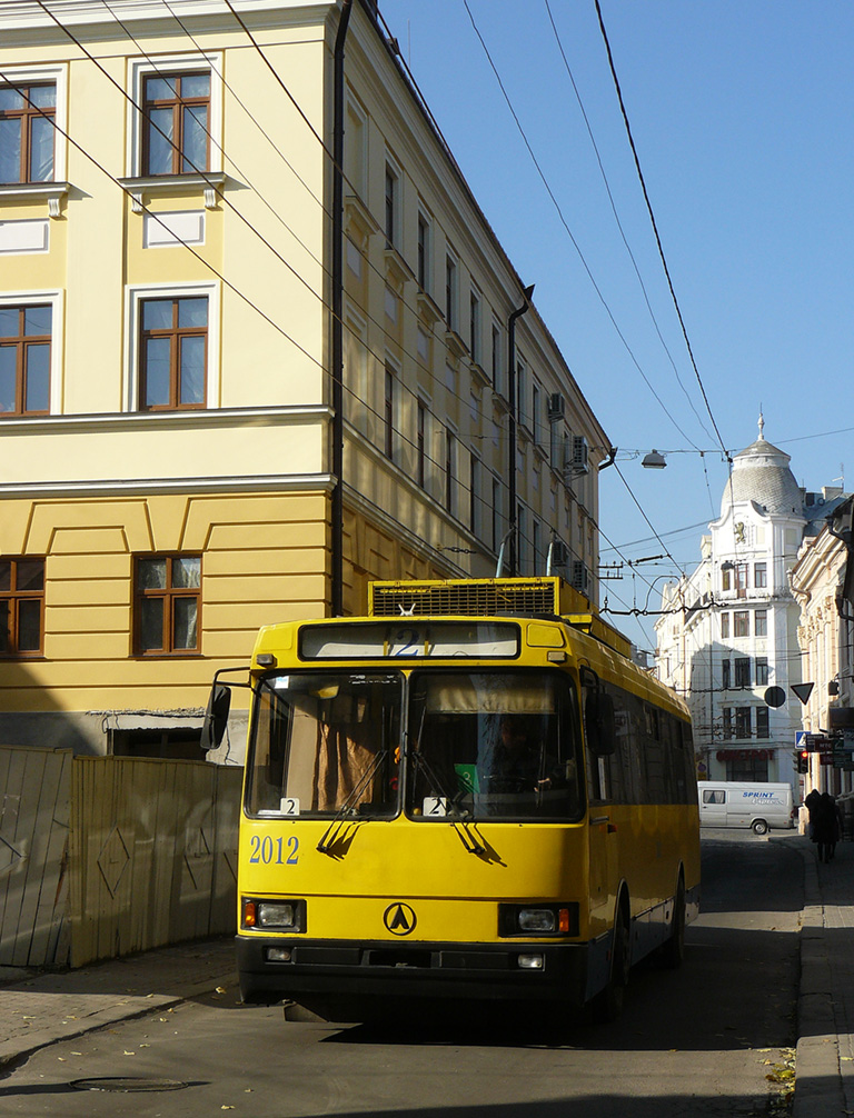 Черновцы, ЛАЗ-52522 № 2012