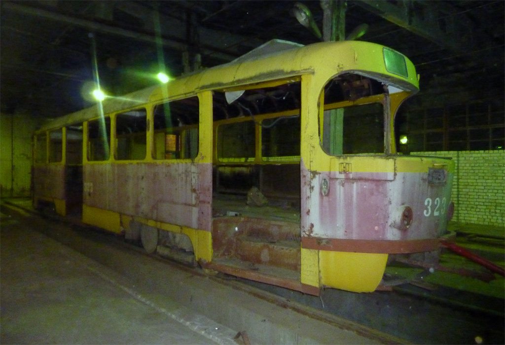 Тверь, Tatra T3SU № 323