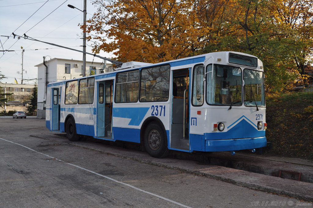 Sevastopol, ZiU-682V-013 [V0V] Br. 2371