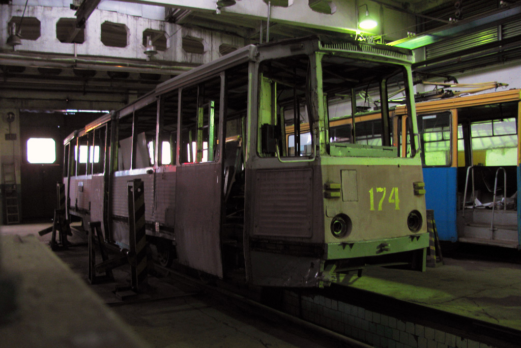 Ярославль, 71-605 (КТМ-5М3) № 174