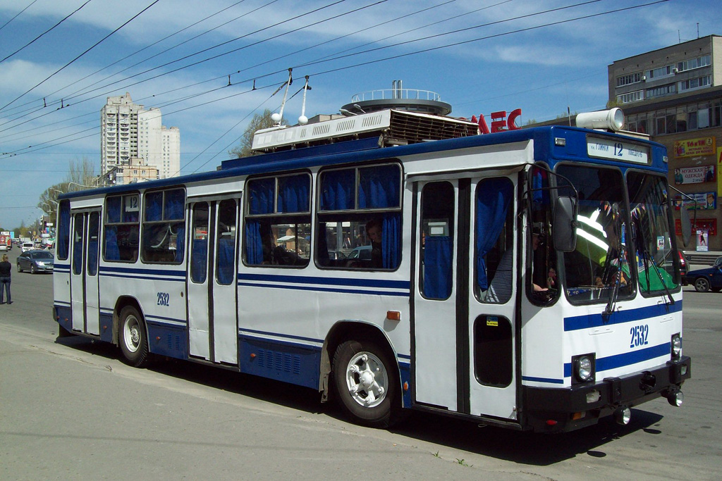 Днепр, ЮМЗ Т2 № 2532