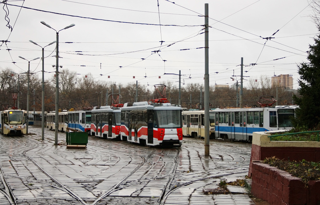 Москва, 71-153.3 (ЛМ-2008) № 4901; Москва, 71-619А № 4299