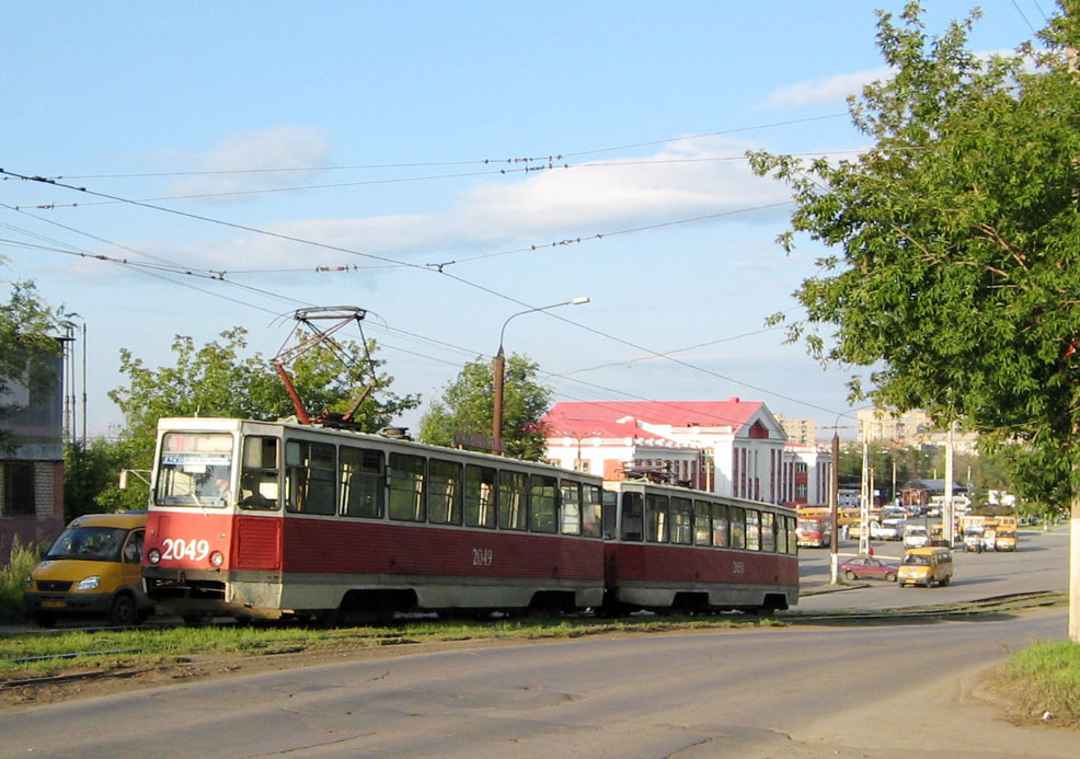 Magnitogorsk, 71-605 (KTM-5M3) nr. 2049; Magnitogorsk, 71-605 (KTM-5M3) nr. 2050