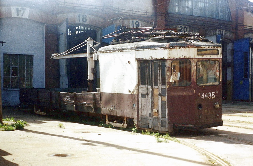 Санкт-Петербург, ГМ-33 № 4435