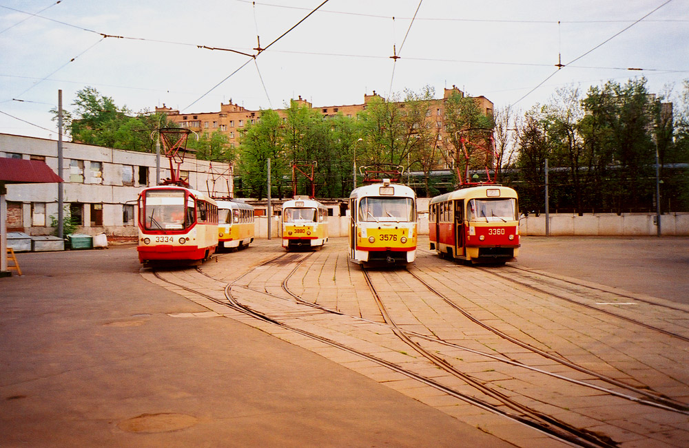 Moskwa, TMRP-2 Nr 3334; Moskwa, Tatra T3SU Nr 3576; Moskwa, MTTM Nr 3360 Moskwa, TMRP-2 Nr 3334; Moskwa, Tatra T3SU Nr 3576; Moskwa, MTTM Nr 3360