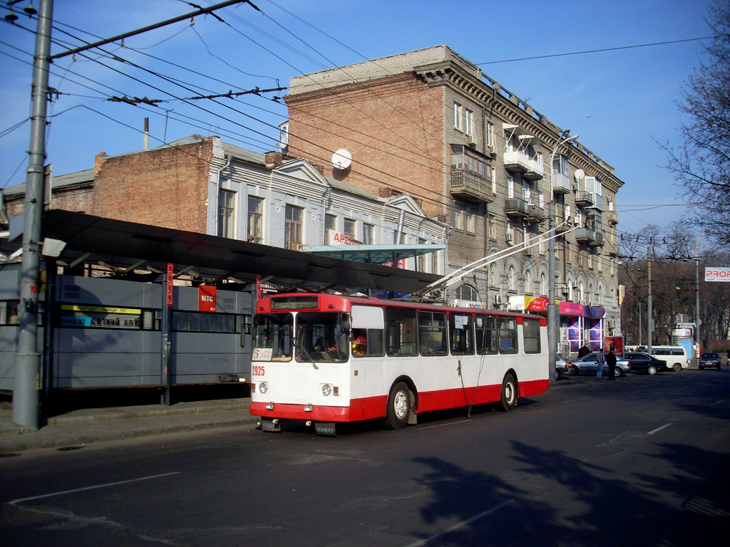 Dnipras, ZiU-682G [G00] № 2925