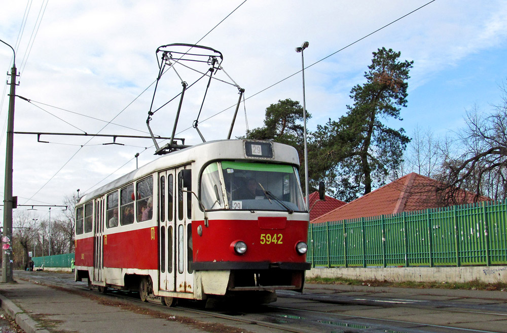 Киев, Tatra T3SU № 5942