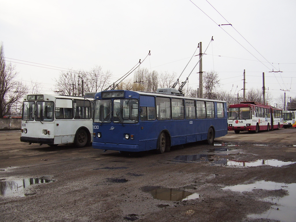 Одесса, ЗиУ-682В [В00] № 830