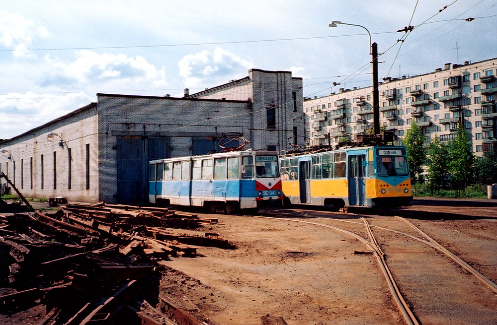 Санкт-Петербург, ВТК-24 № ВС-041; Санкт-Петербург, ПР (18М) № ПР-44
