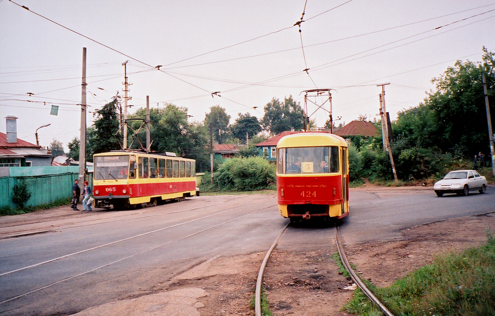 Курск, Tatra T3SU № 424; Курск, Tatra T6B5SU № 065
