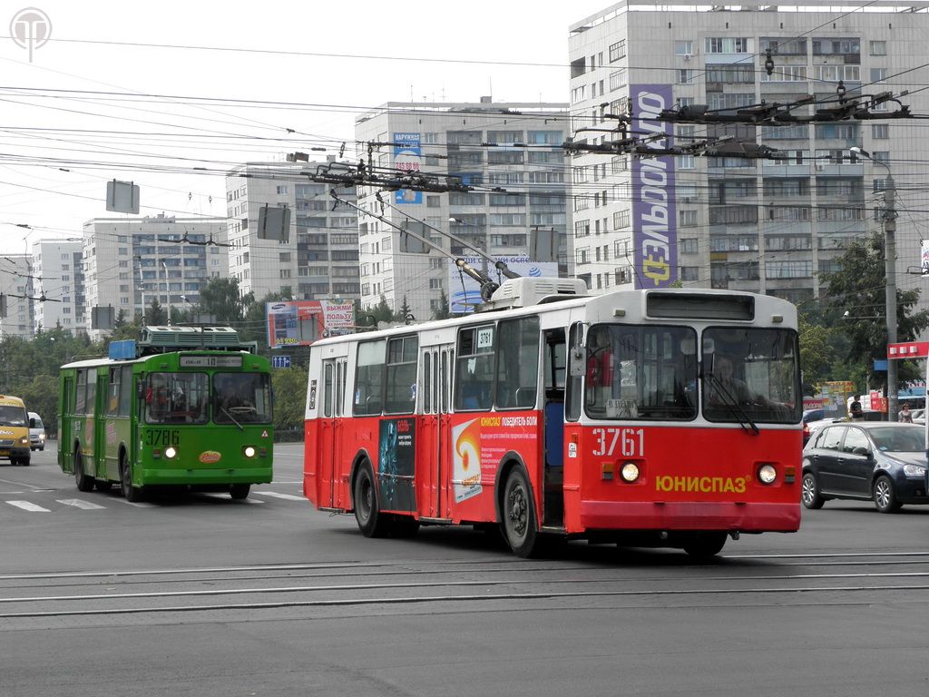 Челябинск, ЗиУ-682В-012 [В0А] № 3761; Челябинск, ЗиУ-682Г [Г00] № 3786