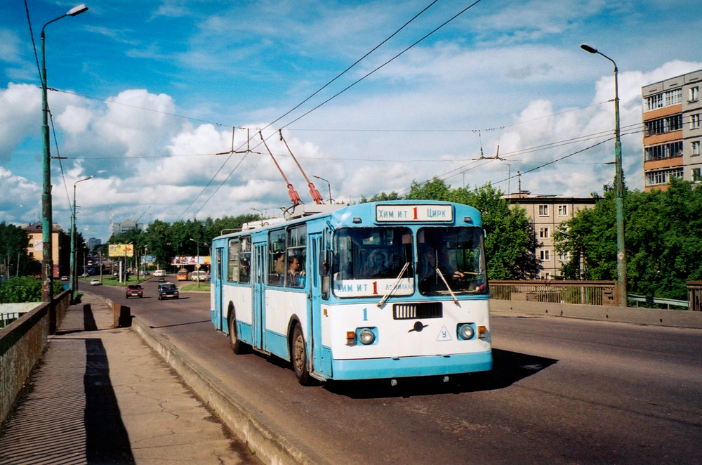 Тверь, ЗиУ-682ГН № 1; Тверь — Тверской троллейбус в начале 2000-х гг. (2002 — 2006 гг.); Тверь — Троллейбусные линии: Московский район