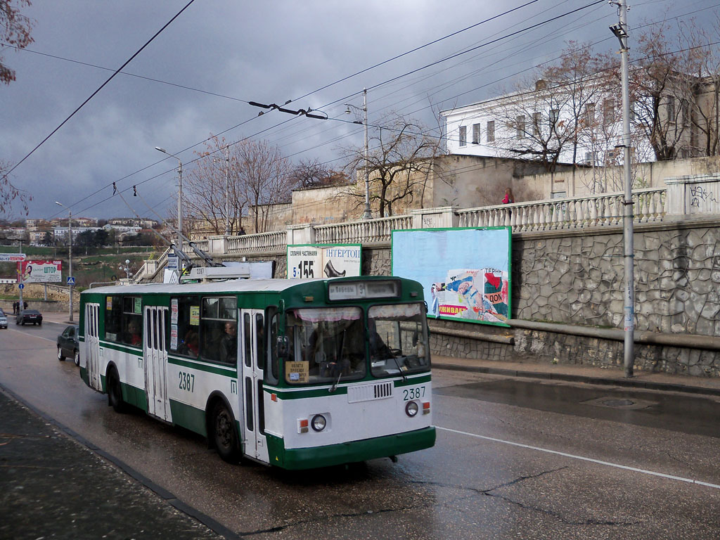Szevasztopol, ZiU-682G [G00] — 2387