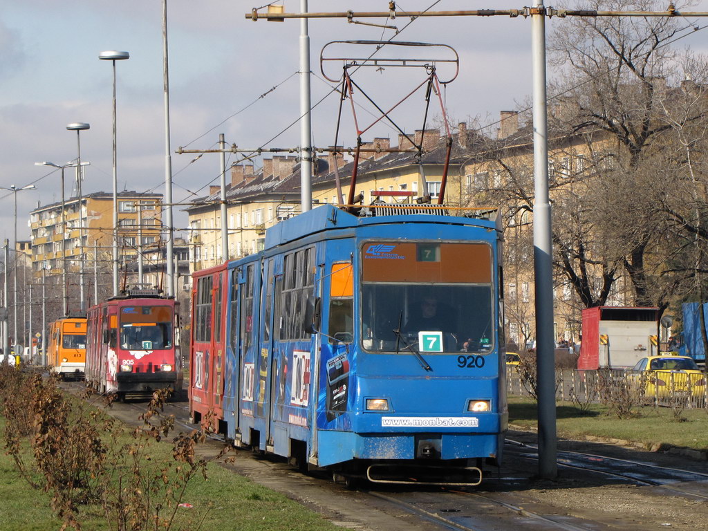София, Т6М-700 № 813; София, Т8М-900М № 905; София, Т8М-900М № 920