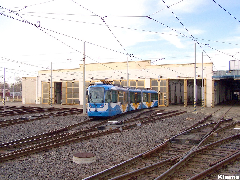 Острава, Vario LF3/2.E № 1651; Острава — Трамвайное депо: Moravská Ostrava — Křivá