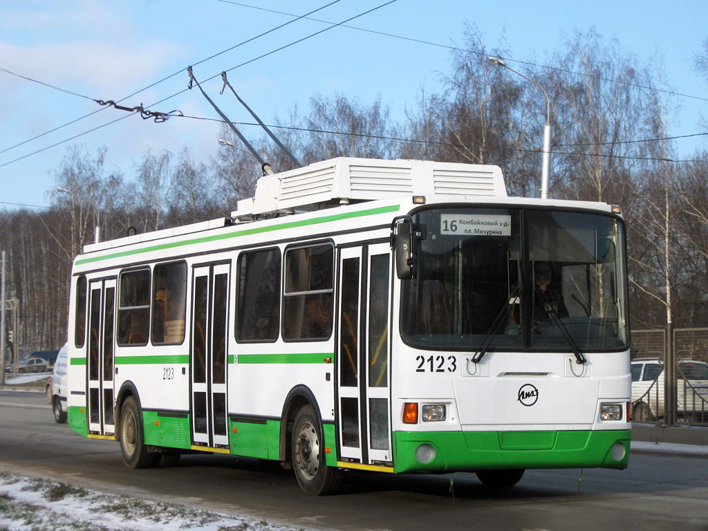 Рязань, ЛиАЗ-5280 № 2123