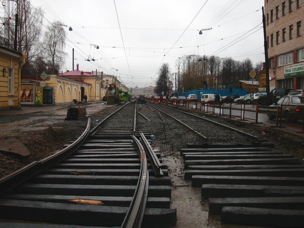 Saint-Pétersbourg — Track repairs