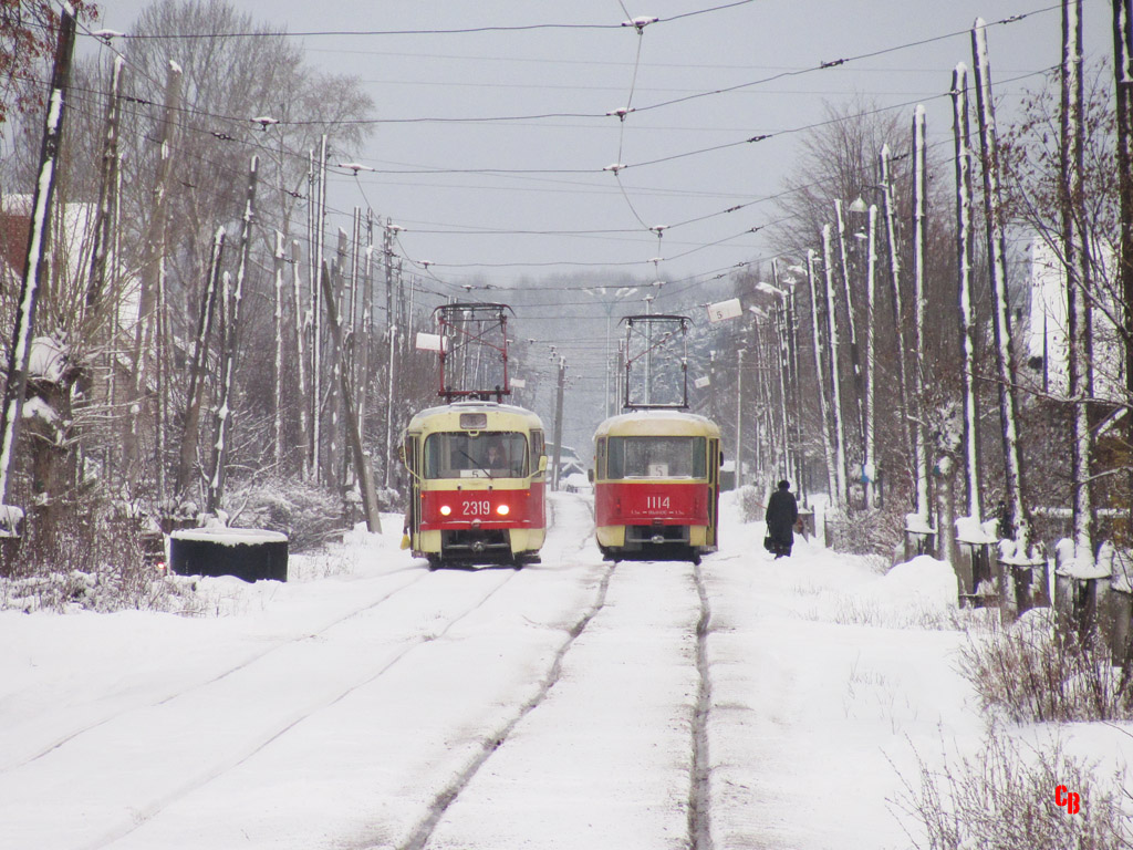 Ижевск, Tatra T3SU № 2319; Ижевск, Tatra T3SU (двухдверная) № 1114