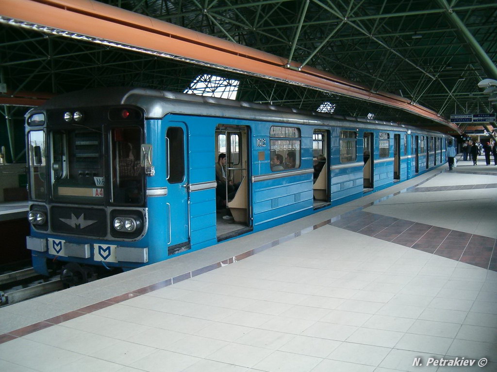 София, 81-717.4 № 1012; София — Исторически снимки — Метровлакове (1998–2008); София — Метрополитен — Първи метродиаметър [1] — червена линия