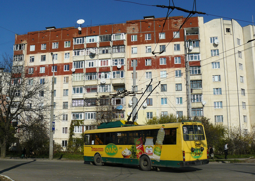 Черновцы, ЛАЗ-52522 № 2013