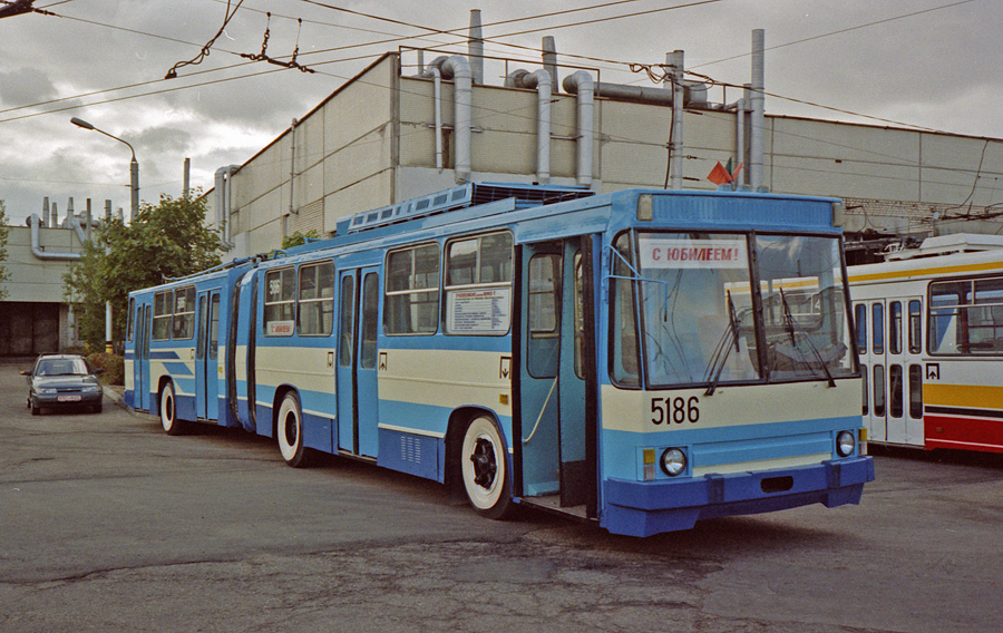 Минск, ЮМЗ Т1 № 5186