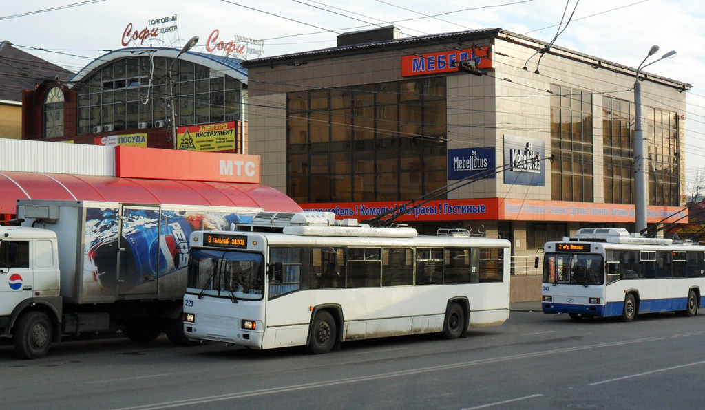 Ставрополь, БТЗ-52764Р № 221