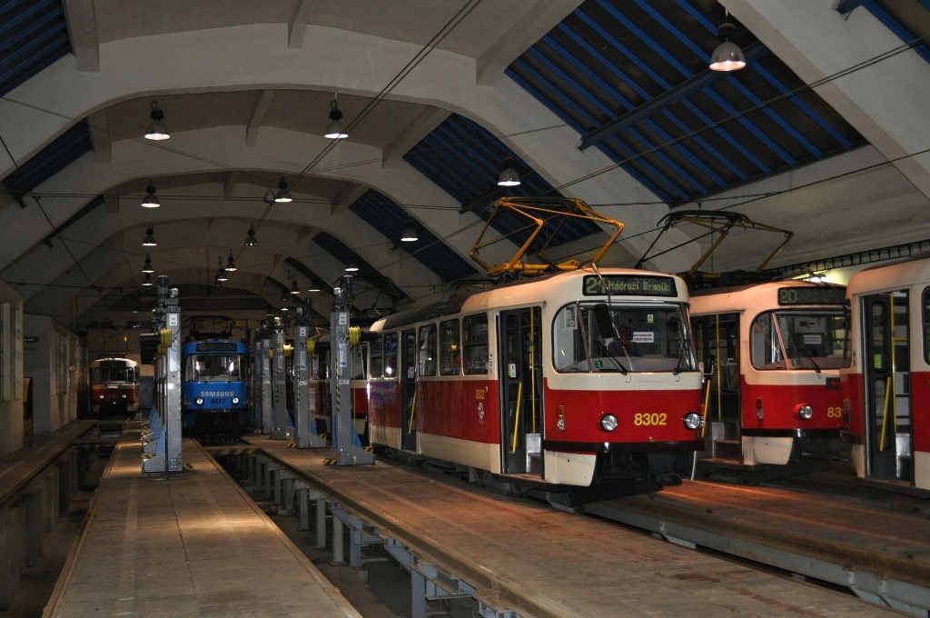 Прага, Tatra T3R.P № 8302; Прага — Трамвайные депо Прага, Tatra T3R.P № 8302; Прага — Трамвайные депо