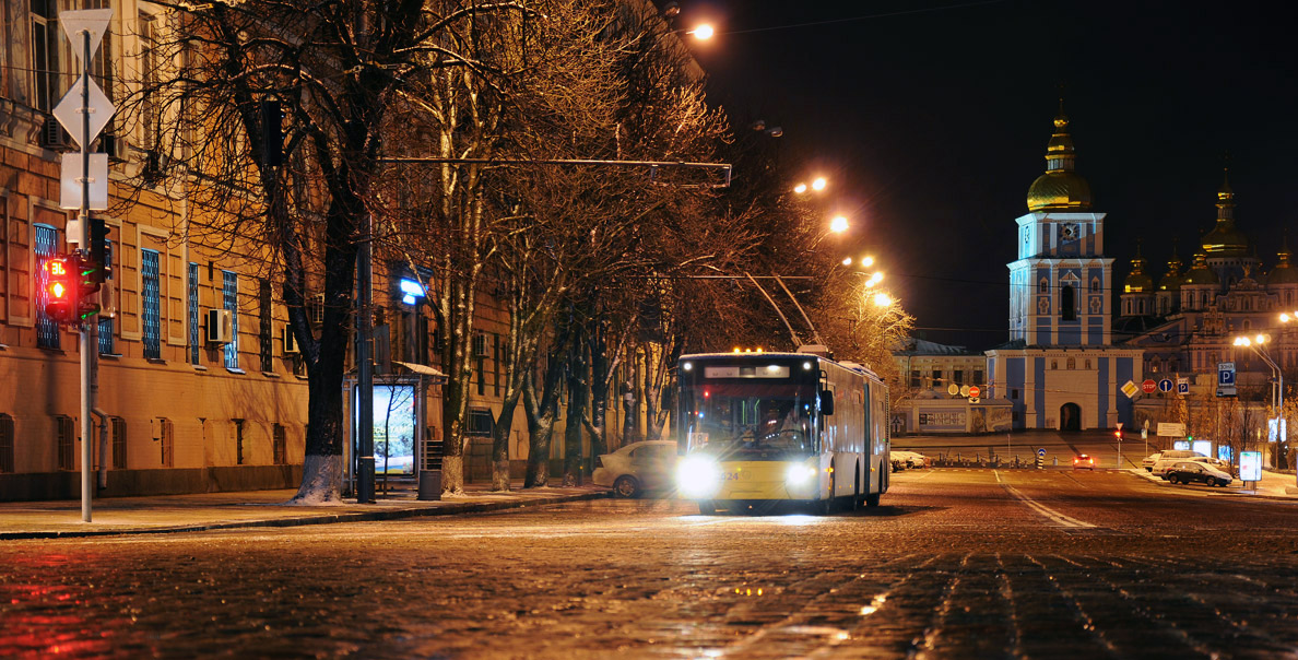 Киев, ЛАЗ E301D1 № 2624