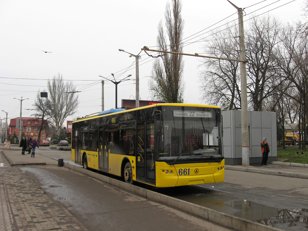 Kryvyj Rihas, LAZ E183D1 nr. 661