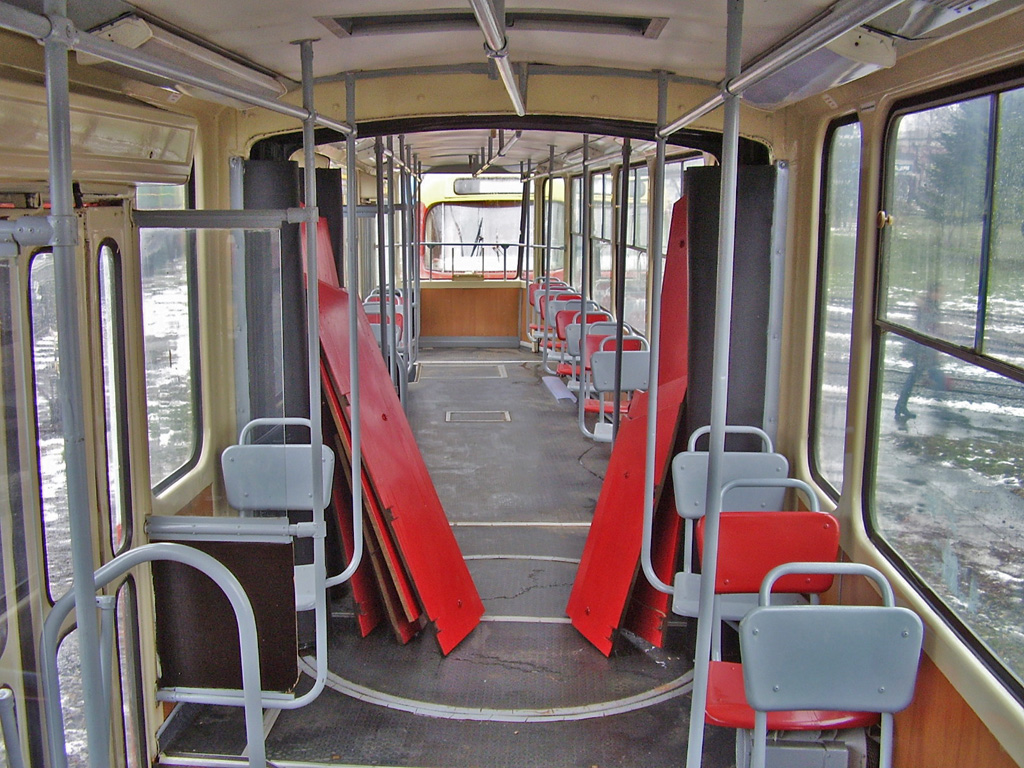 Vinnitsa, Tatra KT4SU N°. 153; Vinnitsa — Sending trams in Zhitomir