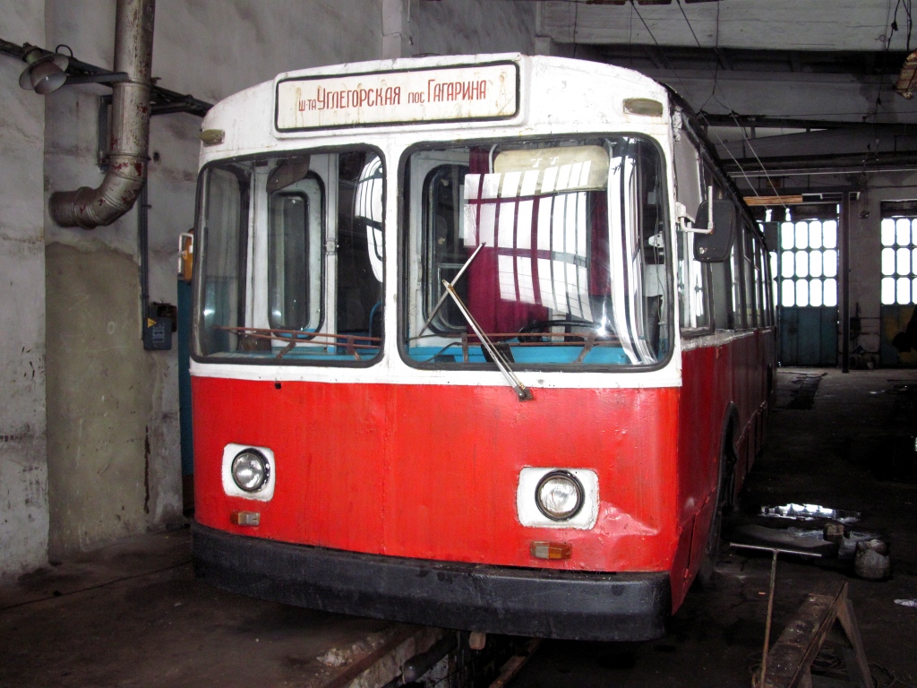 Углегорск, ЗиУ-682В № У04