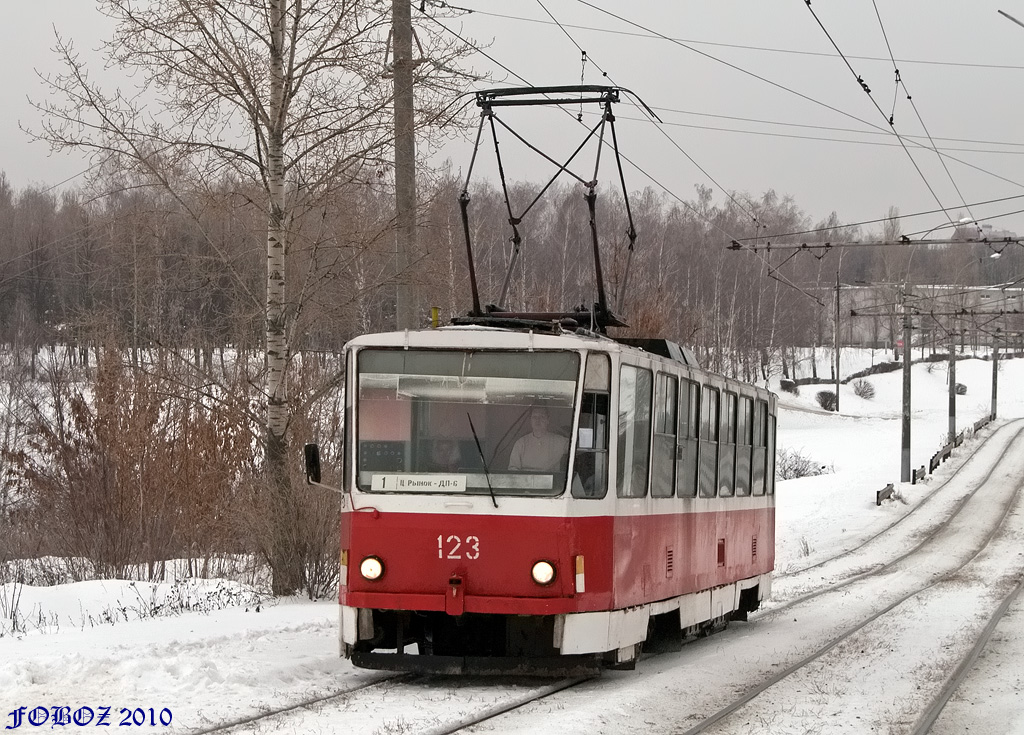 Lipezk, Tatra T6B5SU Nr. 123