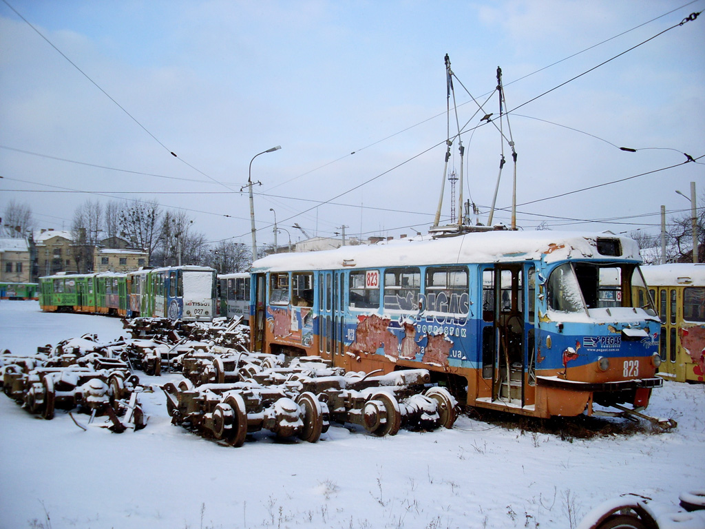 Львов, Tatra T4SU № 823