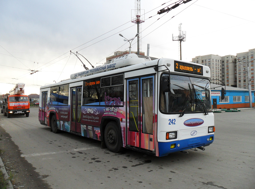 Ставрополь, БТЗ-52764Р № 242