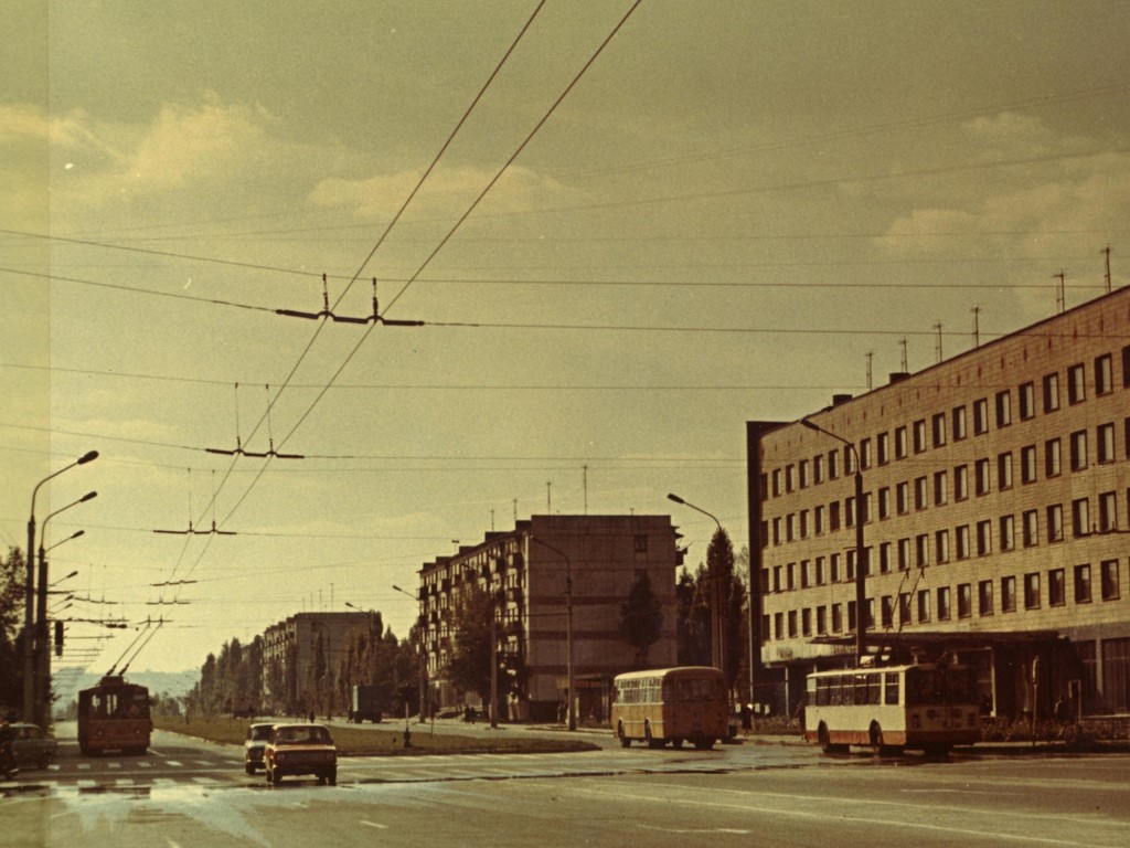 Северодонецк, ЗиУ-682В № 05; Северодонецк, ЗиУ-682В № 16; Северодонецк — Исторические фотографии