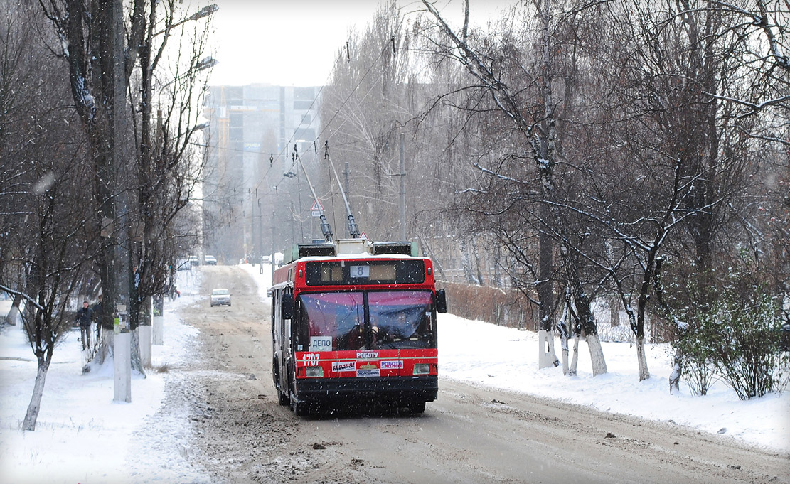 Киев, МАЗ-103Т № 1707