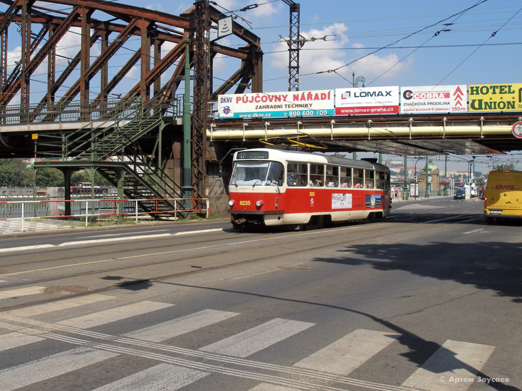 Прага, Tatra T3R.P № 8235
