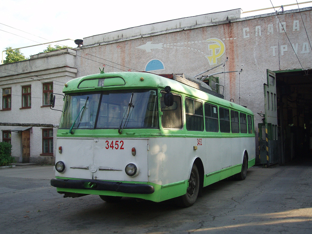 Крымский троллейбус, Škoda 9Tr18 № 3452