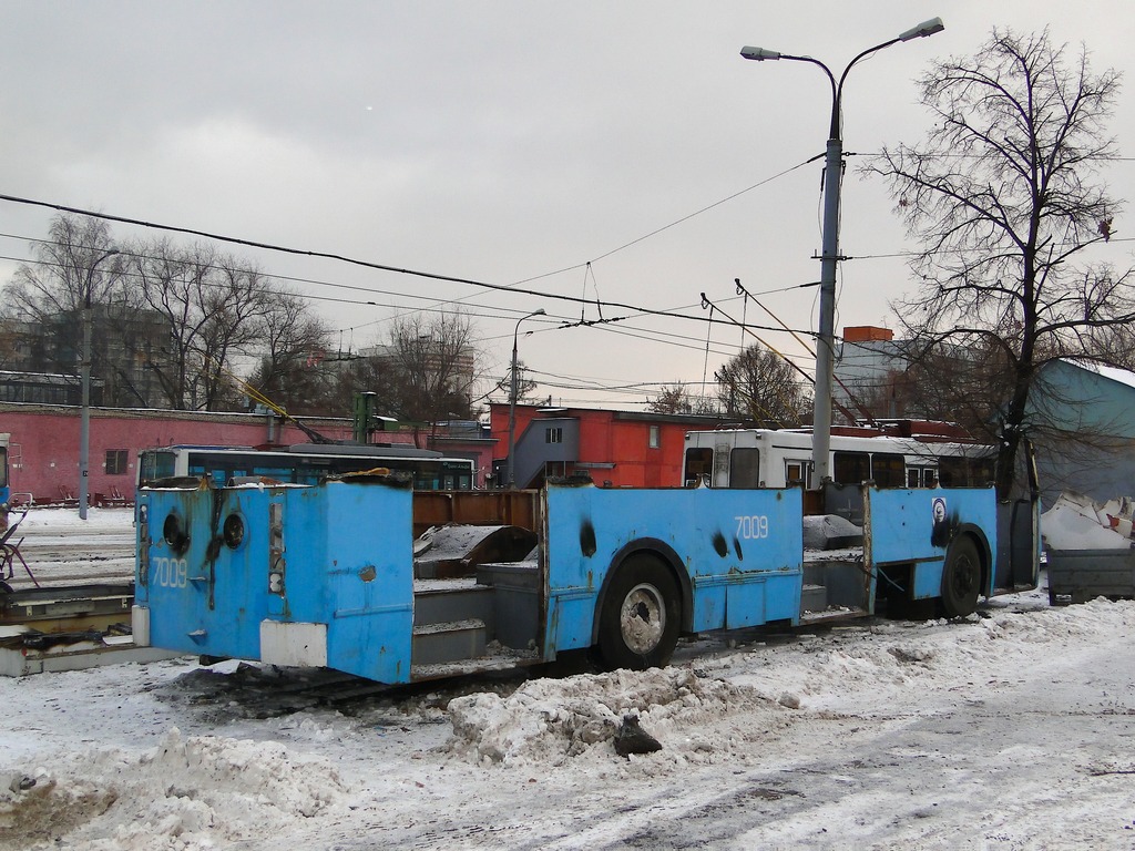 Москва, МТрЗ-6223-0000010 № 7009