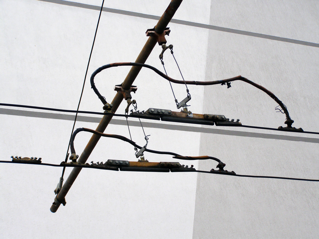 Плевен — Линии и инфраструктура